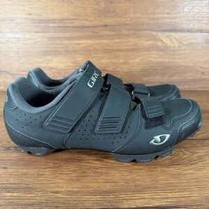 GIRO Carbide Cycling Shoes Men’s Size 9.5 (43) Athletic Shoes